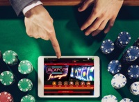Casino agosaf at ganolfan siopa America